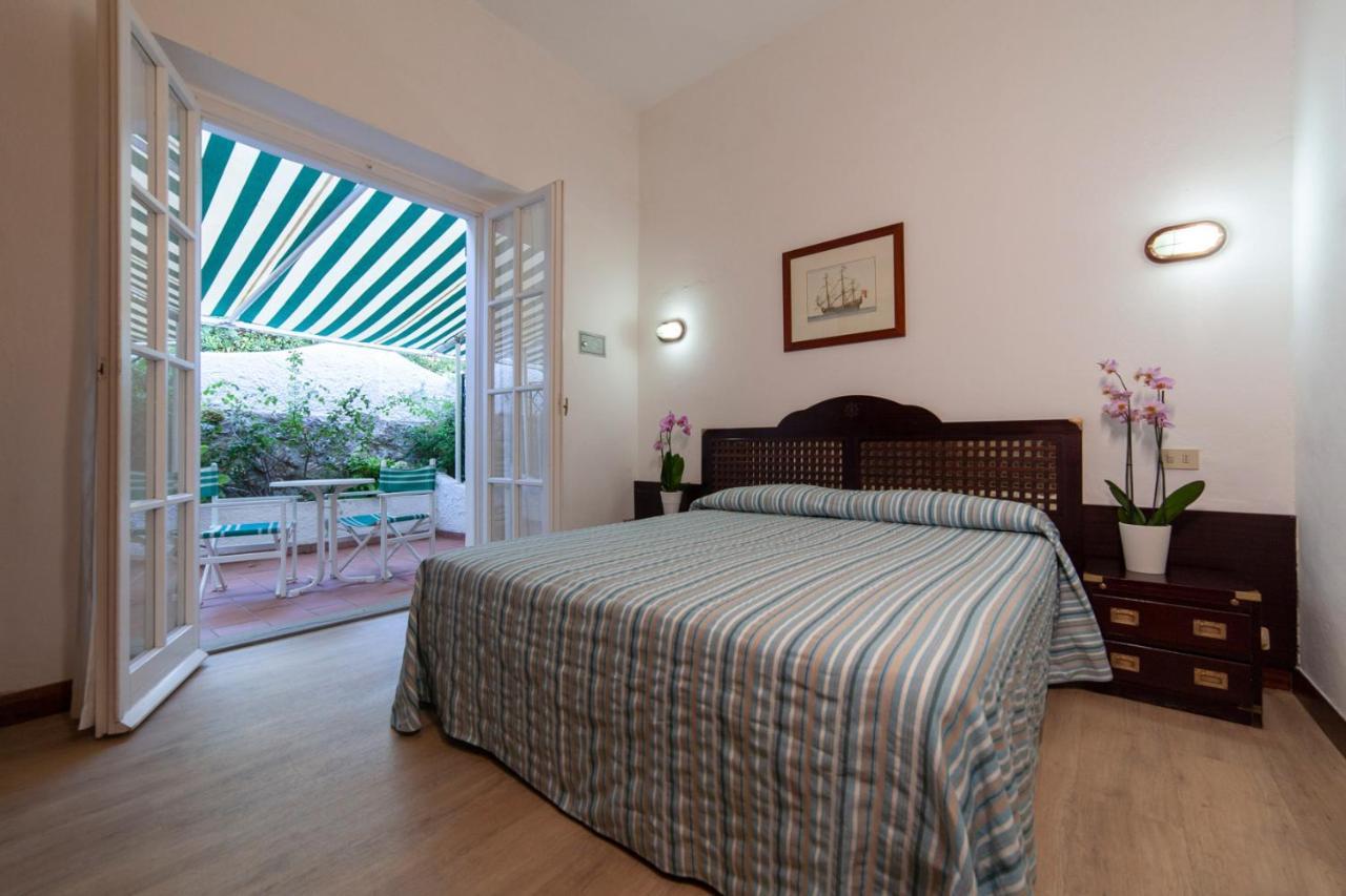 Hotel Antares Capoliveri  Exterior photo