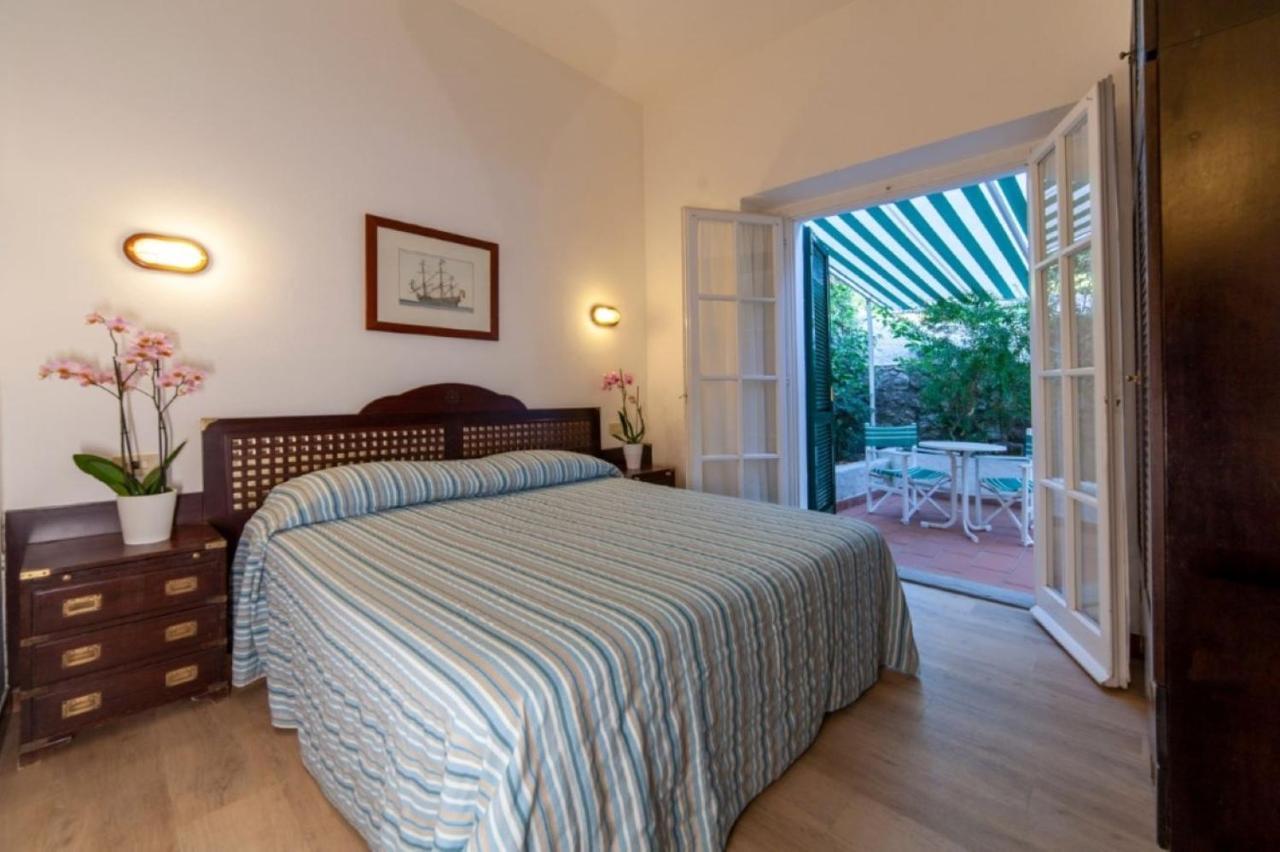 Hotel Antares Capoliveri  Exterior photo