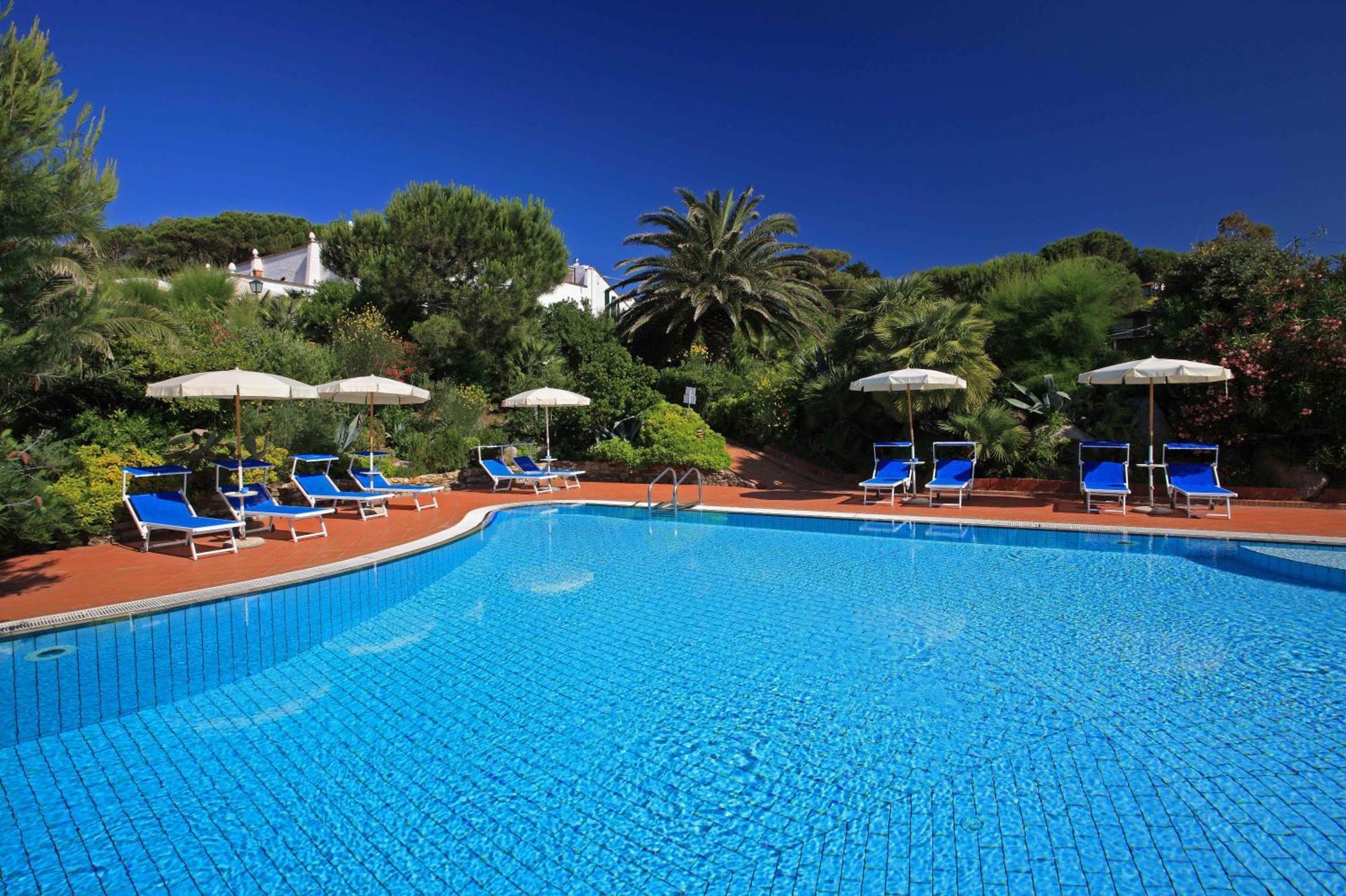 Hotel Antares Capoliveri  Exterior photo